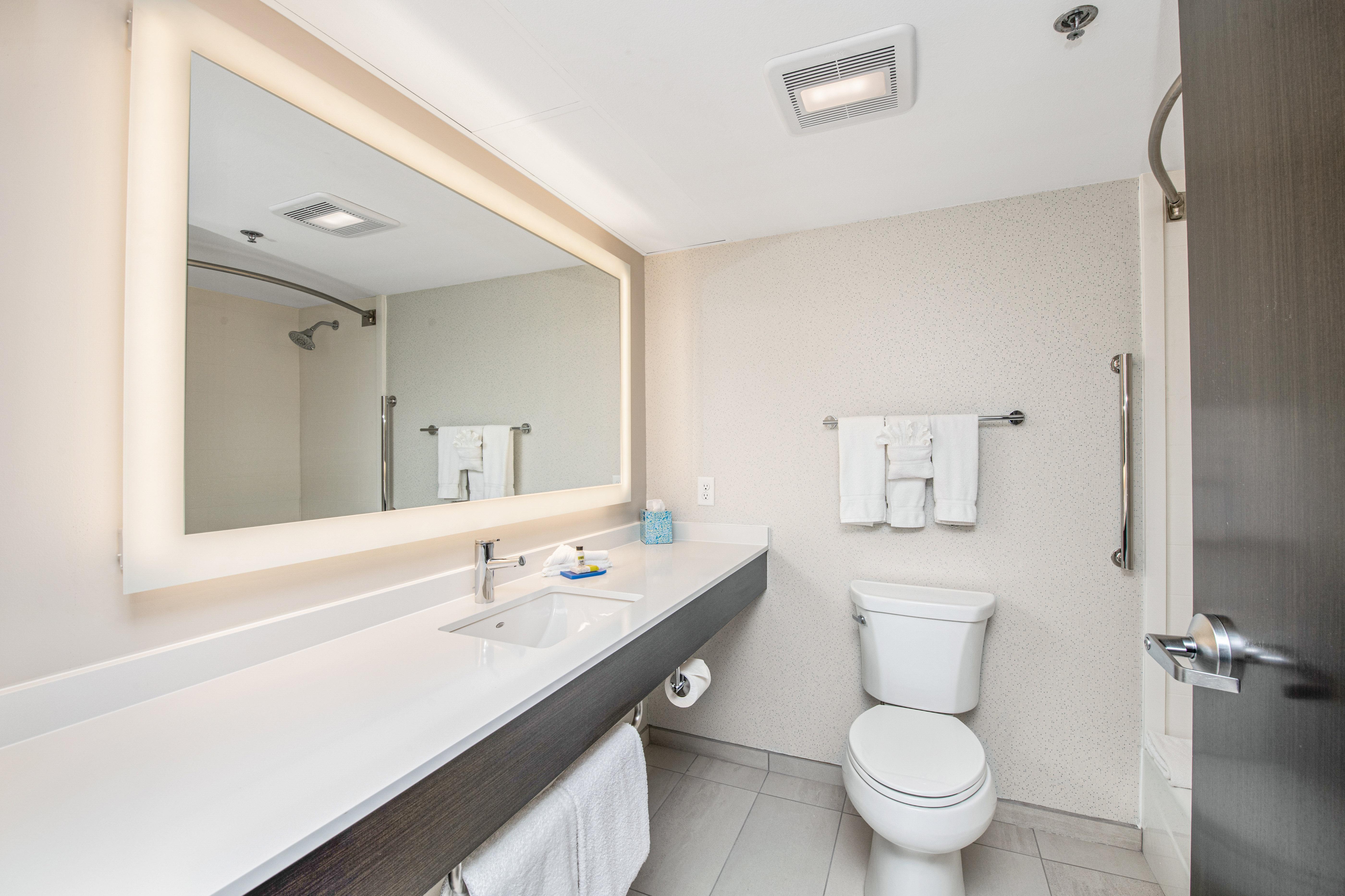 Holiday Inn Express - Delafield By Ihg Kültér fotó